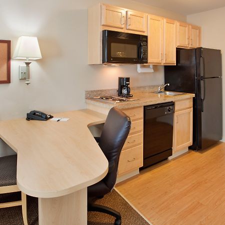 Candlewood Suites Junction City - Ft. Riley By Ihg Dış mekan fotoğraf