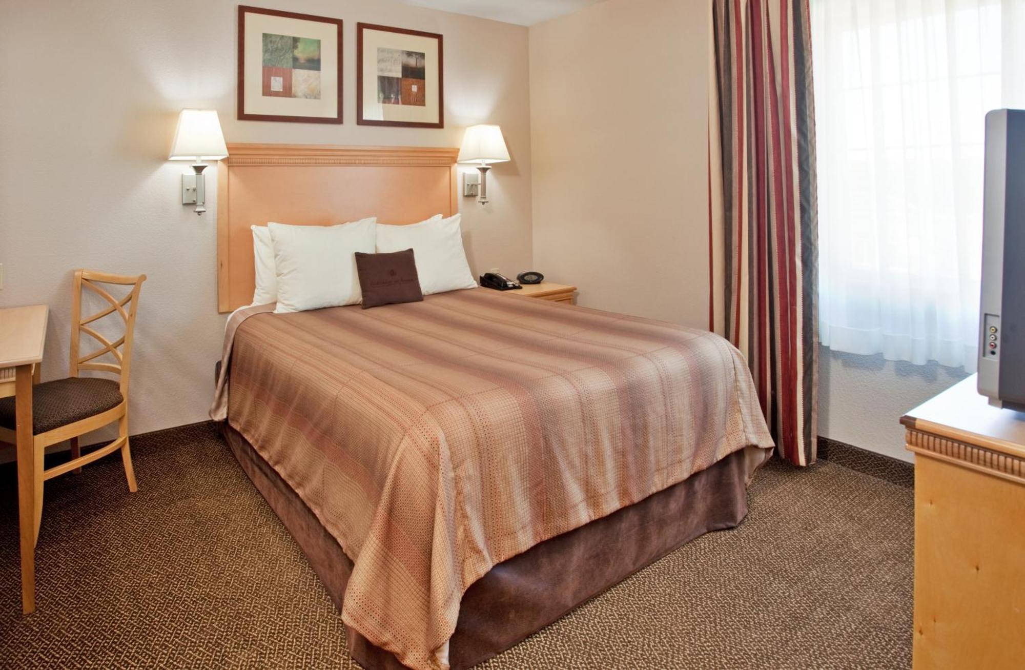 Candlewood Suites Junction City - Ft. Riley By Ihg Dış mekan fotoğraf