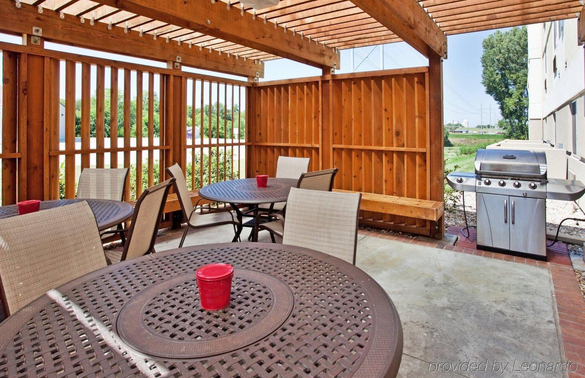 Candlewood Suites Junction City - Ft. Riley By Ihg Dış mekan fotoğraf